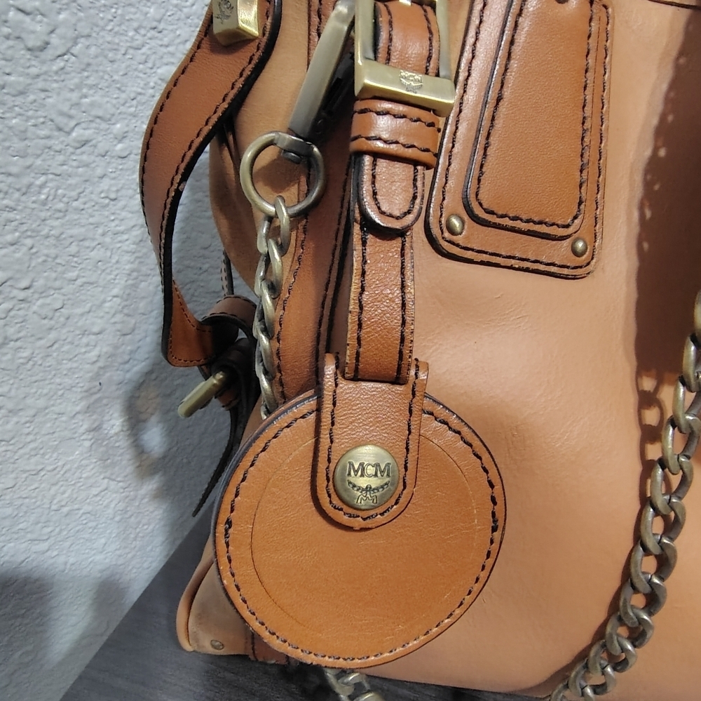 Tan Leather Women's Bag - Picture 7 of 16